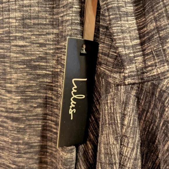 Lulus Jony heathered ribbed button up  midi Dres Medium,,3/4 bell sleeves NWT - Picture 7 of 11